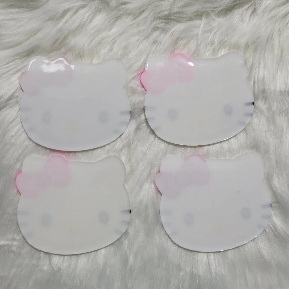 Hello Kitty Coaster Set - Picture 2 of 3